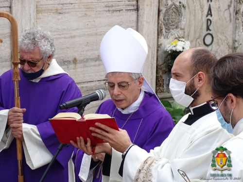 2 Novembre 2021 Commemorazione dei fedeli defunti al cimitero